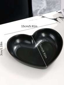 8pcs Black Heart-Shaped Plastic Plates - Multipurpose For Nuts, Snacks, Fruits, Desserts, Cakes, Chips - Kitchen Supplies, Suitable For Home, Party, Wedding, Birthday, Holiday - Multicolor - View 5