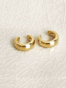 2 piezas/1 set Clips de oreja plateados Pendientes de perforación falsa para mujeres Anillos de cartílago redondos con estilo en oro y plata, Conjunto de joyas virales 2025 perfecto para regalos del Día de San Valentín, Día de la Madre, cumpleaños y aniversario - Plateado - Ver 6