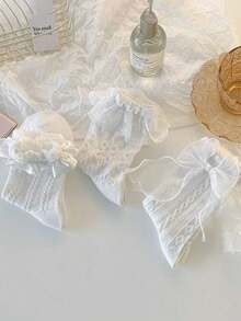 2/4 đôi tất nữ cổ cao đến giữa bắp chân, kiểu dáng sinh viên, tất mặc nhà khi đi du lịch, nhiều màu ngẫu nhiên. - trắng - Xem 2