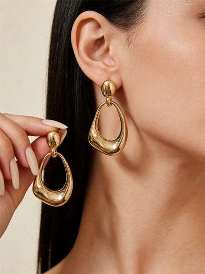 1 par de pendientes de metal geométricos retorcidos con gota de agua de moda