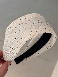 1 chiếc băng đô bản rộng chấm bi tối giản, thiết kế nhăn giúp giảm chiều rộng khuôn mặt, phụ kiện búi tóc cao. - Nhiều màu - Xem 4