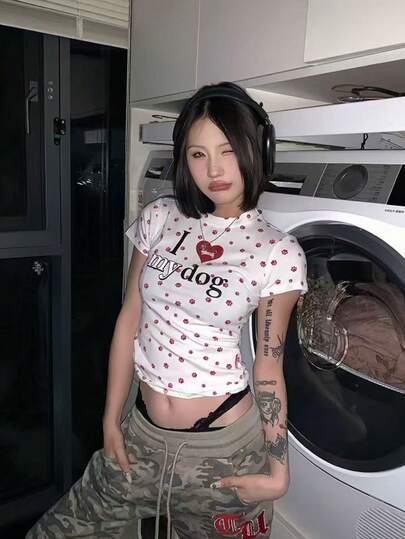 美国之心和狗爪印花修身短袖T恤，女士休闲打底衫，白色夏季款