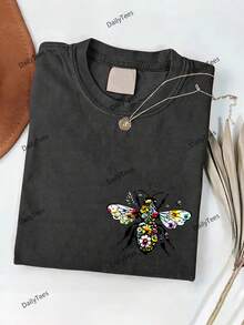100% Cotton Washed T-Shirt 230g, Floral Honey Bee Print T-Shirt, High-Quality Batik Cotton Vintage Fashion Brand T-Shirt, Women's T-Shirt, Women's Summer Wear, Holiday Gift, Perfect Present - Black - View 1