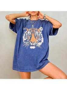 Vintage Tiger Tee - Retro Animal  T-Shirt, 90s Animal Gift For Tiger Lover, Wild Cat Shirt, JungleTiger Graphic Tee220G Heavyweight1830% CottonT-Shirt - 藍色 - 查看 1