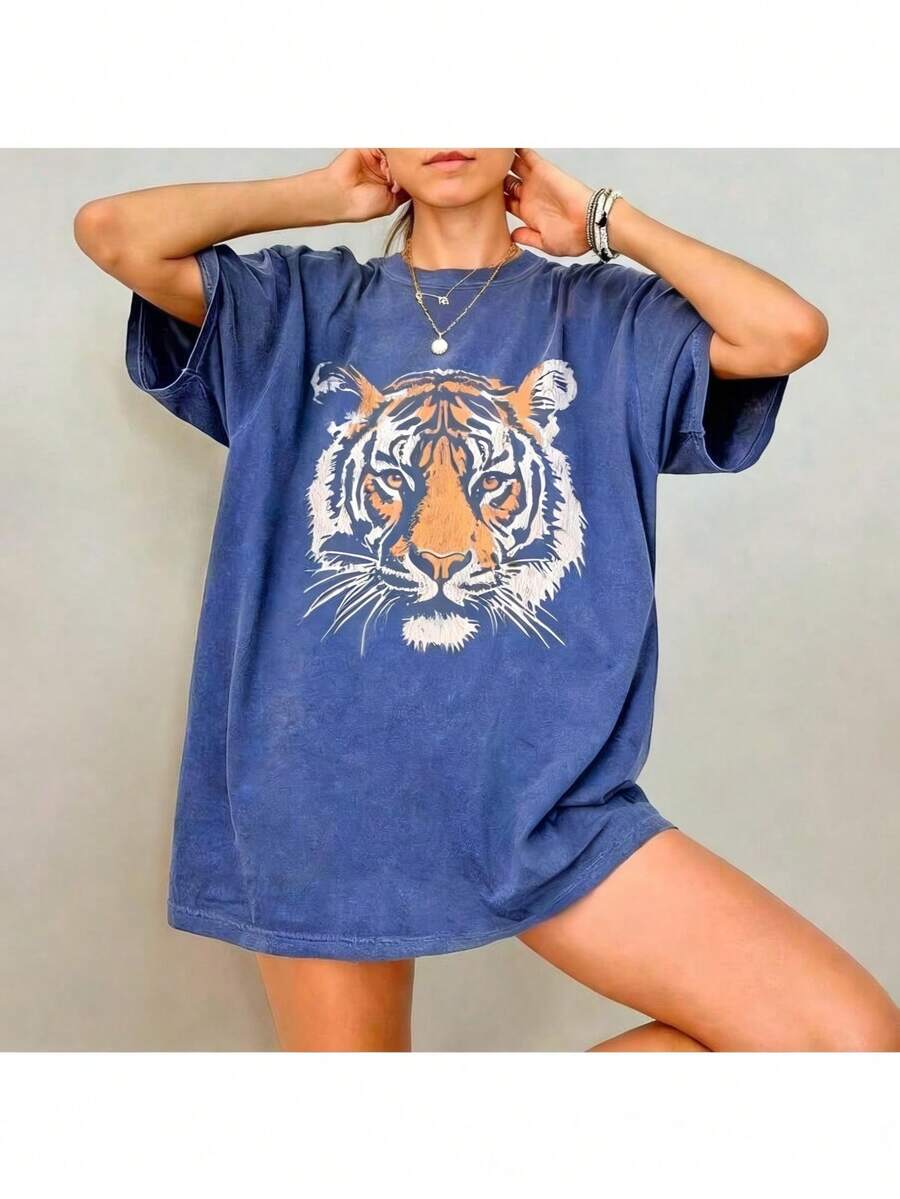 Vintage Tiger Tee - Retro Animal T-Shirt, 90s Animal Gift For Tiger Lover, Wild Cat Shirt, JungleTiger Graphic Tee220G Heavyweight1830% CottonT-Shirt - 藍色 - 查看 1