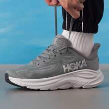 1 双 Hoka One One CLIFTON 10 基础款针织户外鞋，四季皆宜 - 灰色 - 查看 2