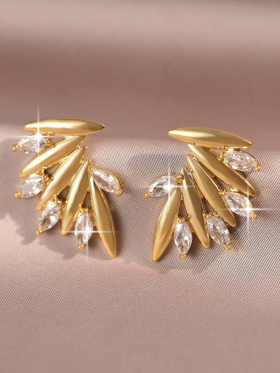 1 par de pendientes de botón con alas de ángel de circonita cúbica, pendientes con alas de hoja de oro, accesorio brillante y duradero adecuado para bodas, compromisos, fiestas y uso diario