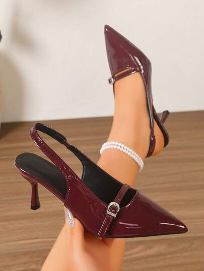 Giày cao gót nữ mẫu mới năm 2026, gót mảnh với thiết kế quai cài mắt cá chân, thời trang và đa năng, phù hợp cho trường học, công sở, dã ngoại, văn phòng, các dịp trang trọng, tiệc tùng. Có các màu đen, trắng và đỏ tía.