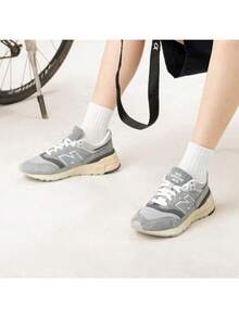 Giày thể thao nam nữ New Balance dòng 997R kiểu retro, giày casual, giày đôi U997RHA - Xám - Xem 5
