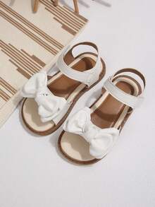 Sandalias con lazo blanco para niñas pequeñas, sandalias de verano para playa con punta abierta y correa ajustable, suela suave antideslizante, lindas sandalias de princesa para niños pequeños - Blanco - Ver 3