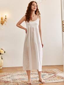 Đầm maxi dài kẻ sọc trắng với dây đeo mảnh. - trắng - Xem 5