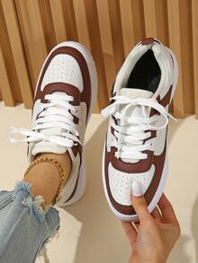 2026 Couple's Set Low-Top Casual Sneakers ,Flat Breathable & Lightweight Sneakers , Comfortable Walking Shoes,White&Brown Minimalist Patchwork Design,Women Sport Shoes ,Student Sneakers ,Outdoor Shoes, Lace-Up White Shoes - 棕色 - 查看 3