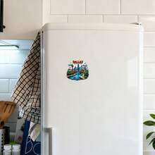 Rompiendo hacia el Big D: Imán de pared rota 3D de con revelación de piedra desgarrada y brillante horizonte, río Trinity y torre - Vibraciones de la rivera para tu refrigerador - , EE. UU. - Ver 4