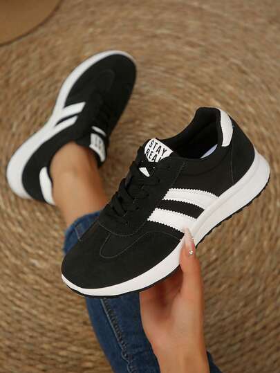 新款女士运动鞋，休闲厚底运动鞋，平底百搭舒适跑步鞋