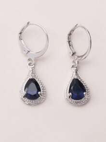 Bộ 2 đôi bông tai nhựa hình giọt nước màu xanh dương, gồm một bông tai tròn nhỏ và một bông tai hình giọt nước. - Nhiều màu - Xem 5