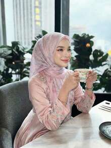 1 chiếc khăn vuông in hoa dành cho nữ, kích thước 110cm, chất liệu voan, nhẹ, mềm mại, thoáng khí, đa năng, họa tiết hoa trang nhã, khăn choàng thoải mái, phù hợp cho sử dụng hàng ngày, mọi mùa. - Nhiều màu - Xem 13