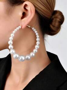 1 Pair Fashionable Minimalist Versatile Pearl Design Hoop Earrings, Suitable Gift For Girls And Women - White - View 1