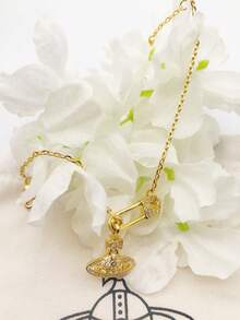 Vivienne Westwood Lucrece Orb Collection Pin Saturn Bracelet Gold Tone, Brass - 金色 - 查看 6