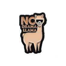 Lindo set de insignias con alpaca y oveja con texto divertido, broche de dibujos animados de animales, pin personalizado, accesorio decorativo y creativo - QHXZ5407 - Ver 6