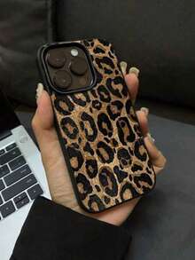 Fashionable Matte Yellow Leopard Print TPU Phone Case Compatible With IPhone 14/13/12/11 Series, X/Xs, 8/7 Plus - Durable Protective Cover - Brown - View 2