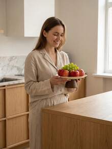 Bộ 1 đĩa thép không gỉ màu trắng sữa có đế gỗ, khay đa năng, đĩa đựng kẹo, giá để bánh. - Giá đỡ bằng gỗ, khay bằng thép không gỉ màu trắng. - Xem 4