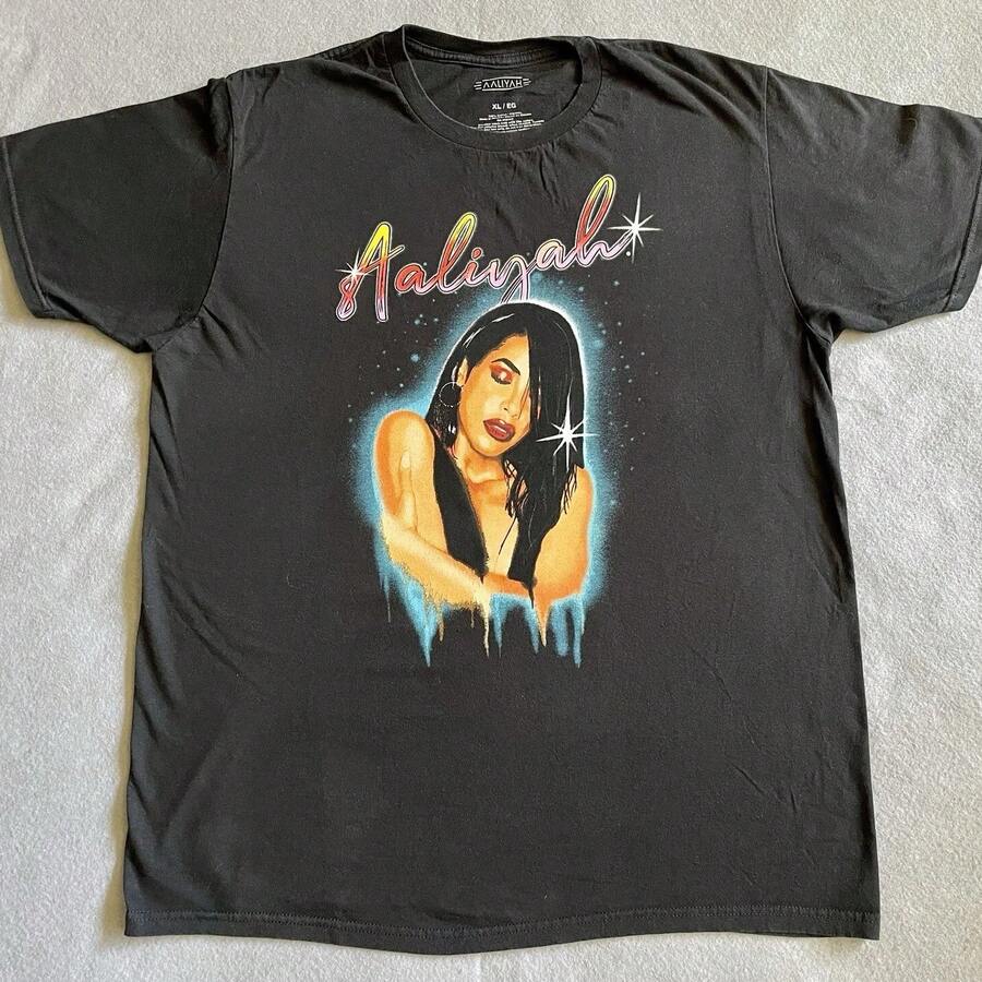 Aaliyah R&B Singer Women's T-Shirt Black Size XL Airbrush Style Graphic - Black - View 1