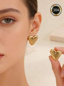 1 Pair Vintage Asymmetrical 304 Stainless Steel Heart Shaped Earrings, European And American Style For Party, Banquet, Travel, Wedding, Vacation, Daily Wear, Mother's Day Gift - Gold - View 7
