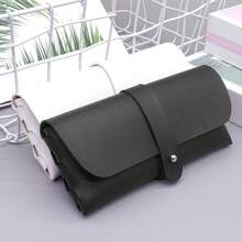 Hộp đựng kính mắt bằng da PU kiểu dáng tối giản, chất liệu nhung cổ điển, vỏ cứng chống trầy xước, phù hợp cho cả nam và nữ. - Nhiều màu - Xem 8