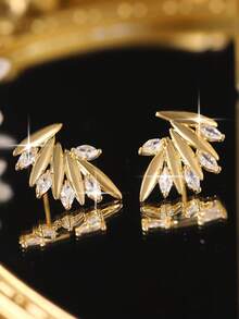 1 par de pendientes de botón con alas de ángel de circonita cúbica, pendientes con alas de hoja de oro, accesorio brillante y duradero adecuado para bodas, compromisos, fiestas y uso diario - Amarillo Oro - Ver 9