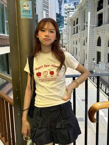 苹果字母印花设计露肩短袖T恤，女士夏季性感修身复古美式休闲白色上衣 - 白色 - 查看 3