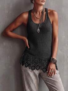 女士圆领纯色修身针织吊带背心，复古优雅撞色蕾丝设计，休闲无袖上衣，百搭日常时尚，夏季必备，度假完美之选（黑色） - 黑色 - 查看 5