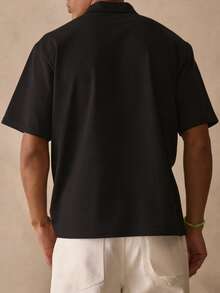 男士经典条纹短袖 Polo 衫，心形数码印花设计，休闲通勤夏季高尔夫 Polo 衫，涤纶面料，可机洗 - 彩色 - 查看 2