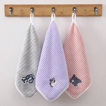 3条装超柔软新款动物刺绣大毛巾，珊瑚绒刺绣，柔软速干，吸水性强，多用途，适合居家、厨房和浴室使用，节日送礼佳品 - 多款式可選 - 查看 15