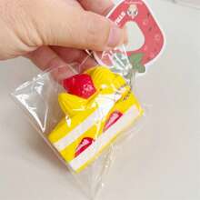 1个2026新款慢回弹草莓蛋糕捏捏乐减压玩具，超柔软PU仿真面包挂件，完美礼物 - 趣味礼物 - 生日礼物 - 节日礼物 - 复活节礼物 - 彩色 - 查看 6