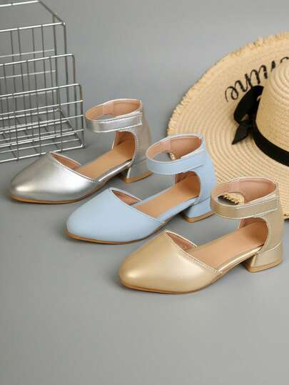 Giày trẻ em mới, dễ thương, màu xanh nhạt bóng bẩy, kiểu dáng thời trang, sandal cao gót phong cách bohemian thanh lịch cho bé gái, đế cao su dày chống trơn trượt, lựa chọn hàng đầu cho các bé gái đi học, dự tiệc, dạ hội, đi biển.