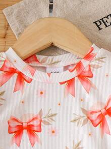 Bộ đồ 2 món cho bé gái, kiểu dáng thanh lịch, in hình bướm, cổ tròn và quần short, thích hợp cho mùa hè. - Đỏ - Xem 5