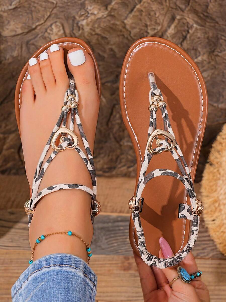 Jeder Urlaubs-Damen-Herz-Metall-Dekor-T-Riemen-Flach-Sandalen, elastischer Knöchelriemen Zehentrenner-Sandalen, Sommer Casual Römische Schuhe - Verschiedenfarbig - Übersicht 1