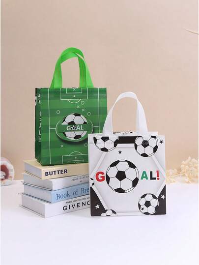 Bộ 24 túi quà tặng bằng vải không dệt chủ đề bóng đá, túi quà tặng trận đấu bóng đá, túi đựng quà chủ đề thể thao, túi không dệt, quai xách được thiết kế thoải mái, phù hợp cho các buổi họp mặt gia đình, sự kiện thể thao, tiệc tùng ngày lễ, doanh nghiệp nhỏ, cửa hàng bán lẻ, quà lưu niệm giải bóng đá chuyên nghiệp.