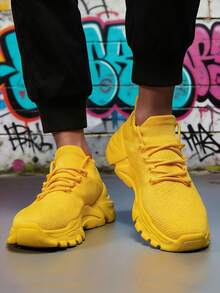 Zapatillas deportivas amarillas para hombre, resistentes, con suela exterior reforzada y diseño antideslizante, ideales para actividades al aire libre, el trabajo o la escuela. Un regalo práctico. - Amarillo - Ver 4