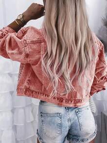 Áo khoác denim nữ ARWY cổ điển, đính đá, tay dài, cổ đứng cài cúc phía trước, dáng regular fit. Áo khoác denim nữ màu hồng tay dài, cổ ve áo, cài cúc phía trước, có túi, chiều dài tiêu chuẩn, chất liệu không co giãn. - Hồng - Xem 3