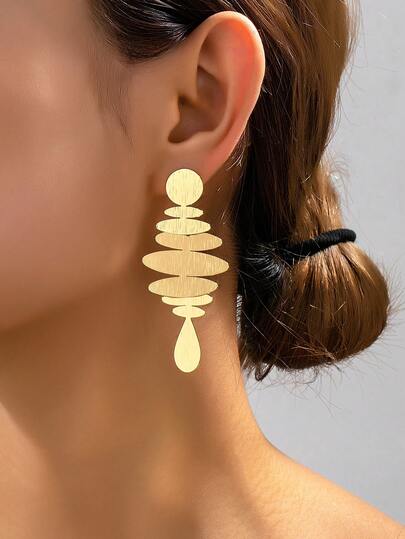 一对夸张复古优雅不对称几何水滴吊坠耳环，适合派对、宴会和日常佩戴。