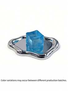 这款大号可挤压冰块玩具既能缓解压力，又能手持把玩，还能舒缓焦虑。它具有缓慢回弹、柔软且富有弹性的特点，既可以作为恶作剧玩具，又能有效缓解压力。它是节日、生日、圣诞节和派对的完美礼物。 - 均碼 - 查看 5