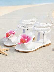 Sandales plates à lanière de cheville tressée | Décoration florale 3D et semelle confortable | Chaussures de plage décontractées pour filles - Blanc - Voir 4
