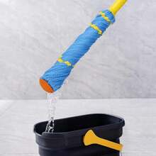 Self-Wringing Twist Mops With 1 Extra Refill, Microfiber Mops For Floor Cleaning With 57 " Long Handle, Easy Wringing Floor Mop For Hardwood Commercial Household Clean (1 Handle &Amp; 2 Mop Heads) - ColorA - 查看 3