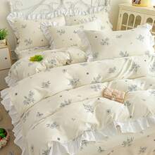 Juego de ropa de cama con volantes y estampado floral de color crema (1 funda nórdica + 2 fundas de almohada, sin incluir el edredón y los rellenos de almohada), cómodo, suave y transpirable, versátil y lavable a máquina para todas las estaciones - Blanco - Ver 7