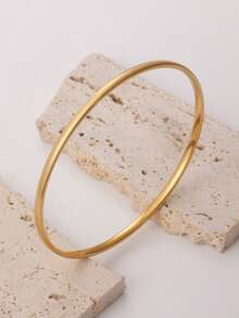Brazalete de acero inoxidable chapado en oro de 18K con textura vintage y diseño de múltiples capas - Diseño de tono dorado lujoso adecuado para uso diario, fiestas y vestimenta formal - Dorado - Ver 11