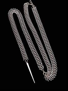 1 chiếc vòng cổ dài kiểu Y2K Punk cá tính, thiết kế thời trang đường phố, phong cách hip-hop với họa tiết gai, xương cá và đinh tán, phù hợp cho trang phục thường ngày và đường phố. - Nhiều màu - Xem 3