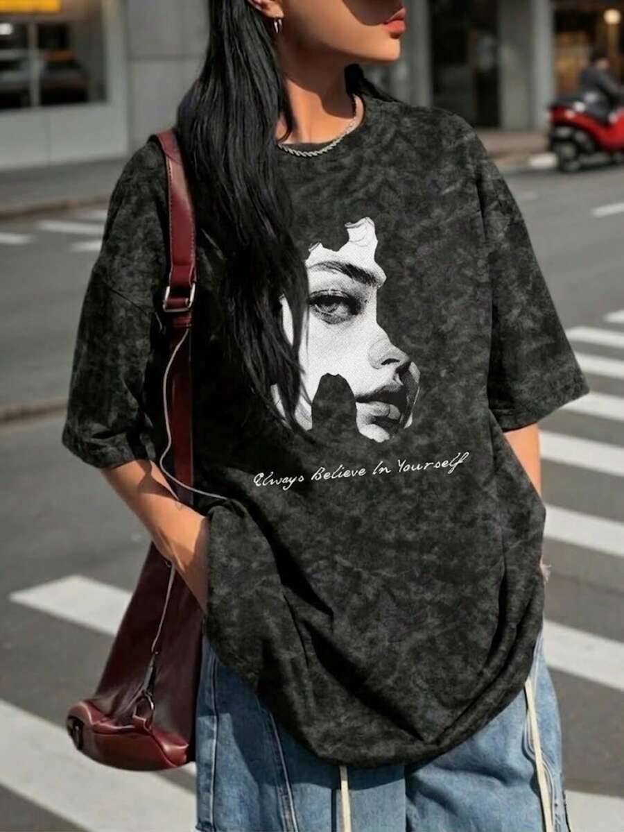 Believe In Yourself" Portrait Graphic Tee For Teenage Girls, Regular Fit 2026 Retro Pattern T-Shirt, Comfortable Vintage Washed Short Sleeve Top, Unique Round Neck Streetwear Pinterest Style Clothing Casual Black Summer - Black - View 1