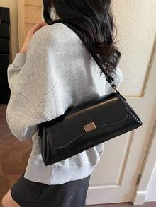 女士极简主义小众通勤腋下包，春夏新款时尚复古百搭斜挎法棍包 - 黑色 - 查看 3