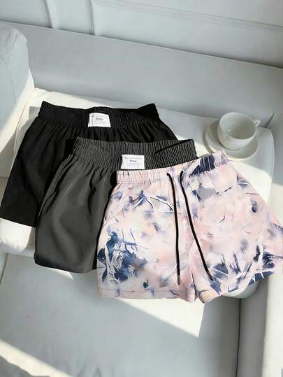 Quần short nữ mùa hè in họa tiết cành cây, trang phục thể thao thoải mái, cạp chun co giãn, chất vải nhẹ nhanh khô, phù hợp cho du lịch, tập thể dục và mặc hàng ngày.